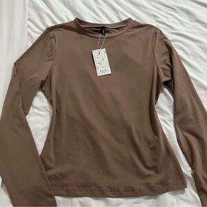 AUTOMET Womens Long Sleeve Shirts Basic Crop Top